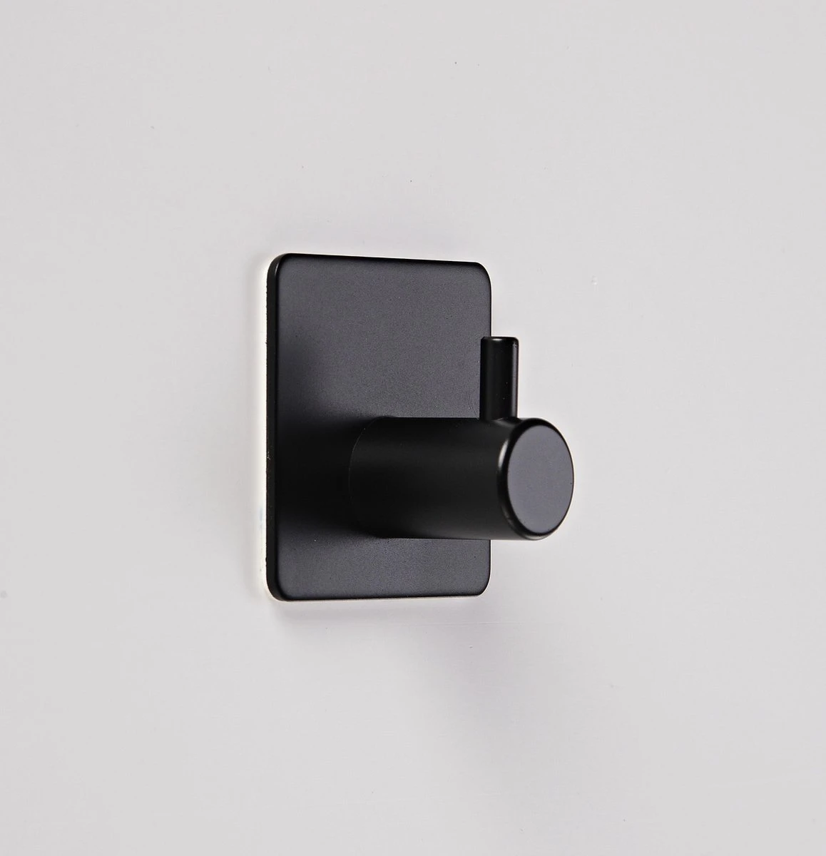 Handdoekhaakjes - Badkamer Zelfklevend – 4 Stuks – RVS - Zwart 12 Handdoekhaakjes - Badkamer Zelfklevend – 4 Stuks – RVS - Zwart - Afbeelding 10