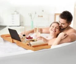 SWILIX ® Badplank - Uitschuifbaar - Voor In Bad - 71 Tot 108 Cm - Met Houder - Hout -Badkamer Accessoires Winkel 1200x1010