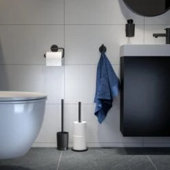 Tiger Tune - Handdoekhaak - Zwart Metaal Geborsteld / Zwart 21 Tiger Tune - Handdoekhaak - Zwart Metaal Geborsteld / Zwart -Badkamer Accessoires Winkel 1200x1200 121