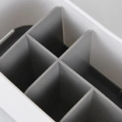 Merkloos Tandenborstelhouder Vrijstaand - Badkamer Organizer Met Lekbak - Badkamer Accessoires - 6 Sorteervakken - Tandenborstel - Wit Met Zwart 14 Merkloos Tandenborstelhouder Vrijstaand - Badkamer Organizer Met Lekbak - Badkamer Accessoires - 6 Sorteervakken - Tandenborstel - Wit Met Zwart -Badkamer Accessoires Winkel 1200x1200 1274