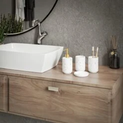 Selotus® Badkamer Set Van 4 – Badkamer Accessoires – Zeepdispenser – Dispenser - Tandenborstelhouder – Zeepbakje – Zeephouder – Vrijstaand – Planchet - Zeeppompje - – Wit Goud -Badkamer Accessoires Winkel 1200x1200 1585