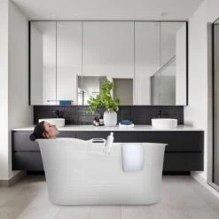 LIFEBATH - Zitbad Mira - Bath Bucket XL - 400L - Ligbad 122 Cm - Wit 11 LIFEBATH - Zitbad Mira - Bath Bucket XL - 400L - Ligbad 122 Cm - Wit -Badkamer Accessoires Winkel 1200x1200 2505