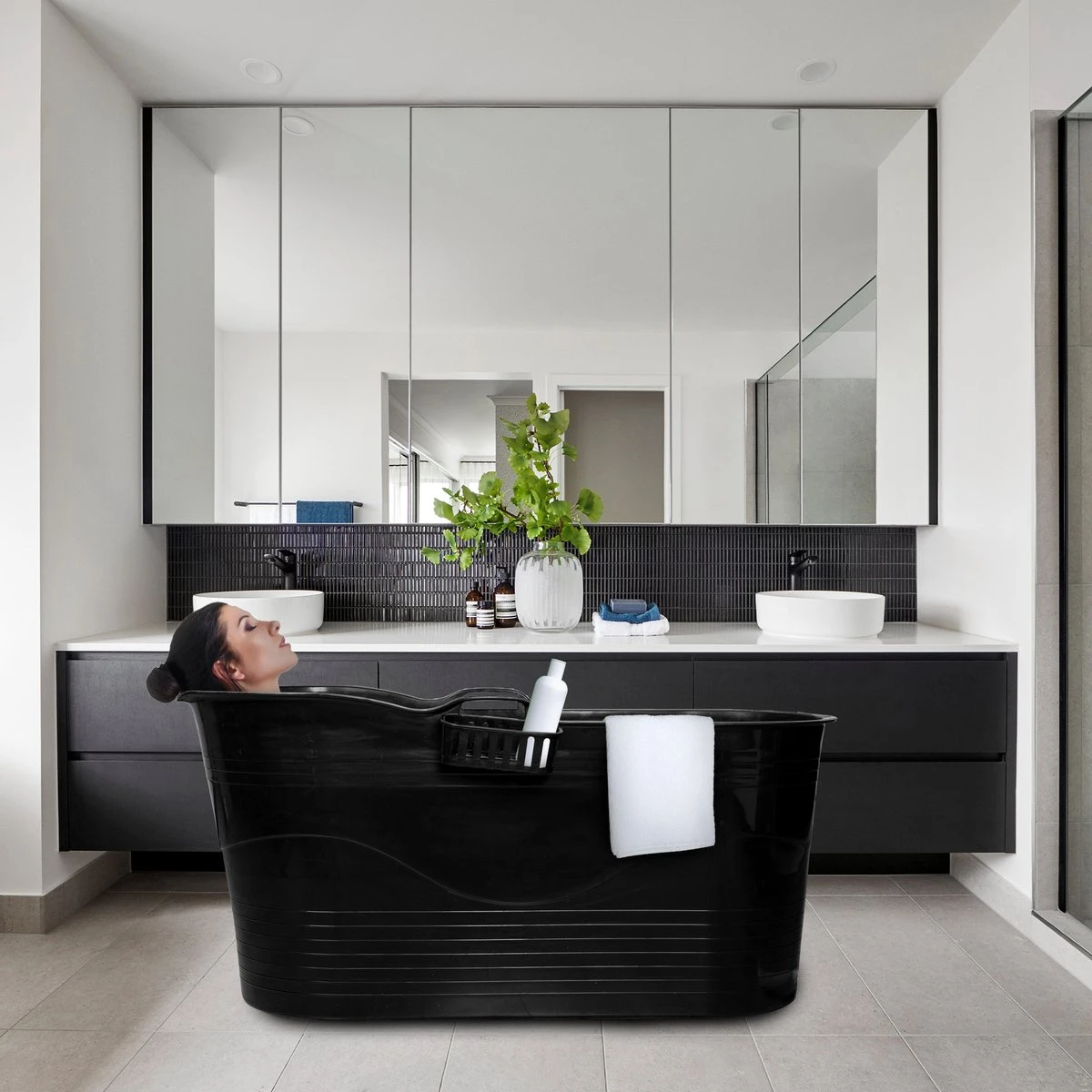 LIFEBATH - Zitbad Mira - Bath Bucket XL - 400L - Ligbad 122 Cm - Zwart 4 LIFEBATH - Zitbad Mira - Bath Bucket XL - 400L - Ligbad 122 Cm - Zwart - Afbeelding 2