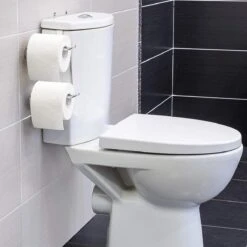 Wonderworker Clever - Hangende RVS Toiletpapier Houder - WC Rolhouder Hangend Verchroomd - Closetrolhouder - Reserverolhouder - WC Rol Houder - Dubbele Closetrolhouder - Zonder Boren & Schroeven - Geschikt Voor Toiletpot/Over De Deur - Verchroomd -Badkamer Accessoires Winkel 1200x1200 302