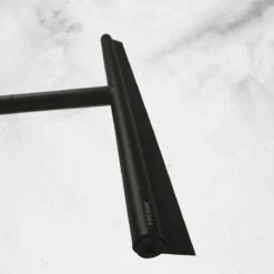 PROSIN - SET VAN VLOER + HANDWISSER - Raamwisser - Vloerwisser - Douchetrekker - Raamtrekker - Wisser - Mat Zwart - Wiper - Squeegee - Bathroom - Vloertrekker - Vloertrekker Met Steel - Floor Wiper - Aftrekker - RVS - Zwart - Design - Wisser -Badkamer Accessoires Winkel 1200x1200 678