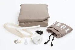 Tubble® Compact - Klein Opblaasbaar Ligbad 140 Cm Lang – Opvouwbaar Bad Voor Volwassenen Tot 170cm - IJsbad Wim Hof Methode - Zitbad - 200L -Badkamer Accessoires Winkel 1200x795 2