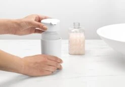 Brabantia ReNew Zeepdispenser - 250 Ml - White -Badkamer Accessoires Winkel 1200x838 2