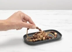 Brabantia ReNew Badkameraccessoires Set - 3-delig - Dark Grey 21 Brabantia ReNew Badkameraccessoires Set - 3-delig - Dark Grey -Badkamer Accessoires Winkel 1200x866 3