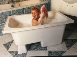 Saqu Zitbad - Mobiel Bad - 103x65cm - Wit - Incl Bijbehorende Poot En Zonder Afvoer -Badkamer Accessoires Winkel 1200x900 103