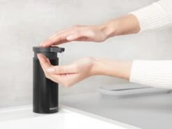 Brabantia Zeepdispenser - 200 Ml - Matt Black 14 Brabantia Zeepdispenser - 200 Ml - Matt Black -Badkamer Accessoires Winkel 1200x900 35
