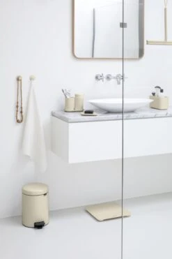 Brabantia ReNew Zeepdispenser - 250 Ml - Soft Beige -Badkamer Accessoires Winkel 799x1200 25