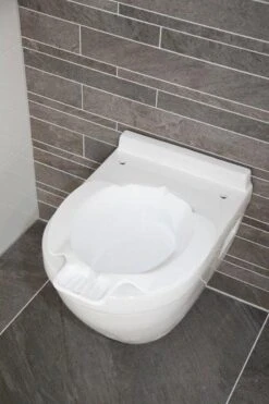 Merkloos Bidet Voor In Wc Pot - Able2 | Kunststof | Handig En Praktisch -Badkamer Accessoires Winkel 800x1200 49