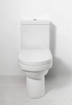 V&B Omnia Architectura Closetzitting Wit -Badkamer Accessoires Winkel 820x1200 1