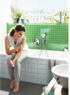 Hansgrohe Crometta 100 Vario Handdouche - Wit / Chroom -Badkamer Accessoires Winkel 886x1200 2